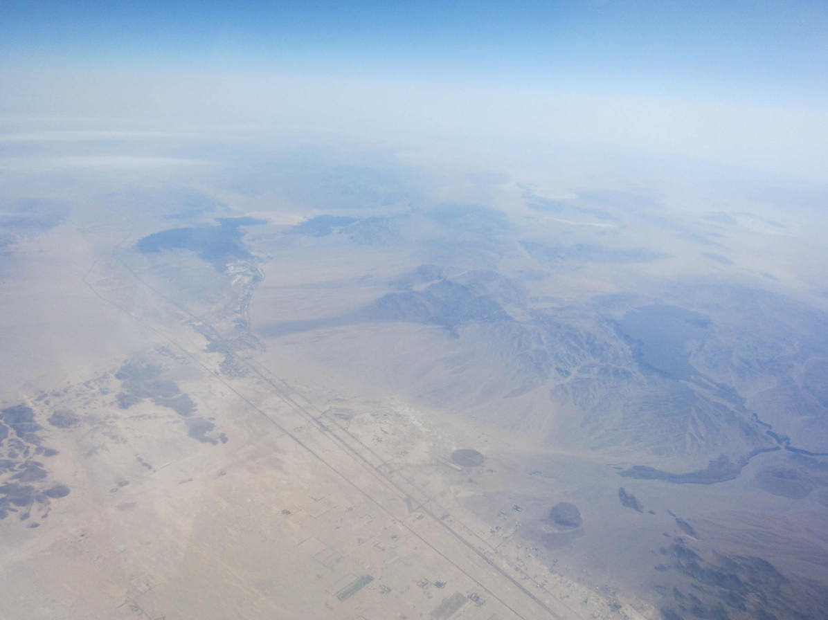 ロサンゼルスLosAngelesからラスベガスLasVegasへの飛行機